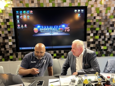 "Weihnachtsgeschichte": Präsident Plonka im Interview